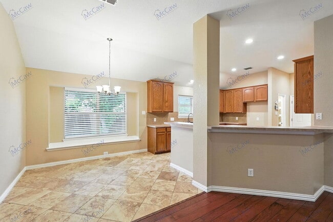 Photo - 3011 Clear Springs Dr