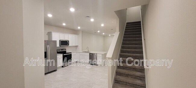 Photo - 2759 Fetching Trl