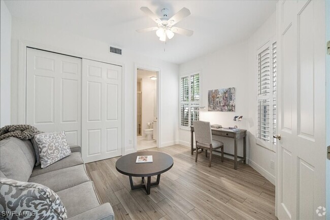 Building Photo - 233 Colonade Cir Unit 2205 Rental