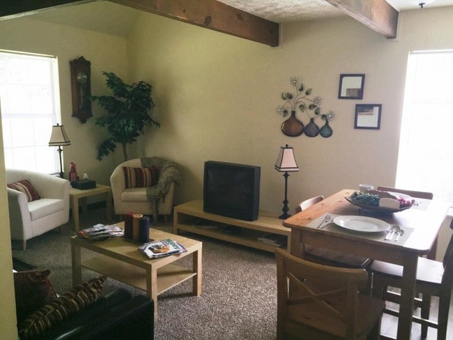 Oak Valley Apartments