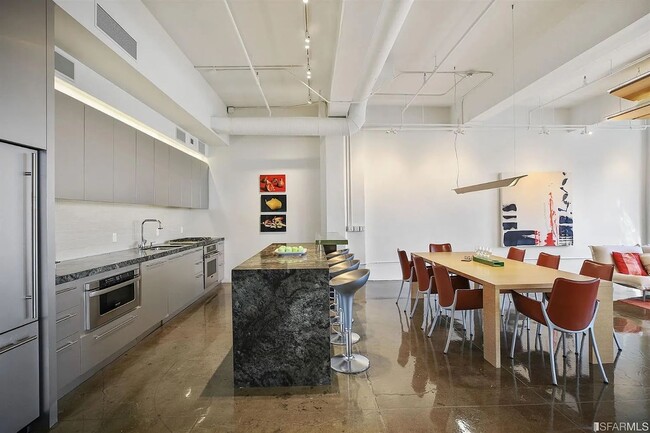 Photo - 2 Mint Plaza Unidad 502