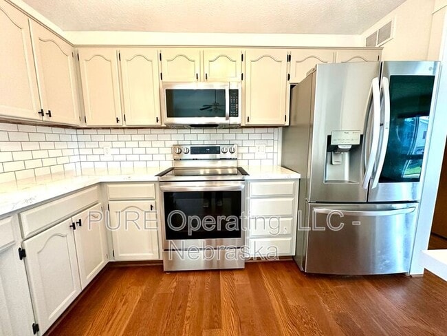 Photo - 8108 S 152nd Ave