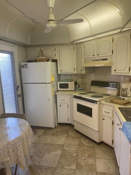 Photo - 4 Greenway Village N Unidad 201