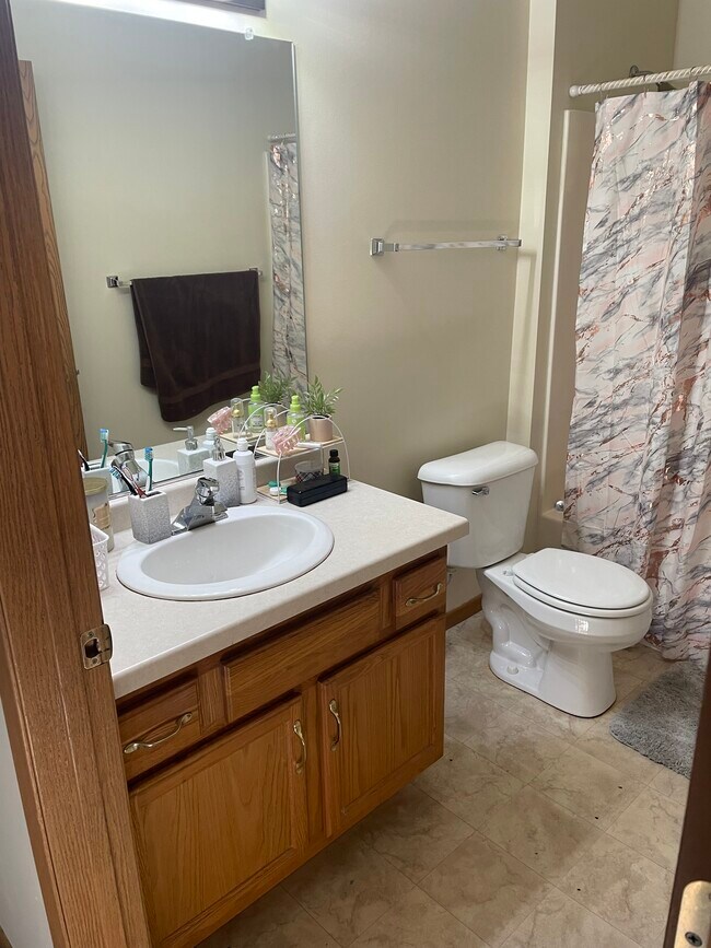 3353-3355 Sundet Rd Unit 2BR/1BA