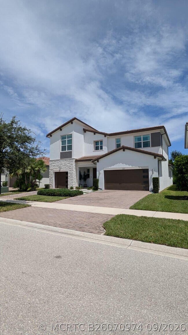Photo - 5011 Beland Dr