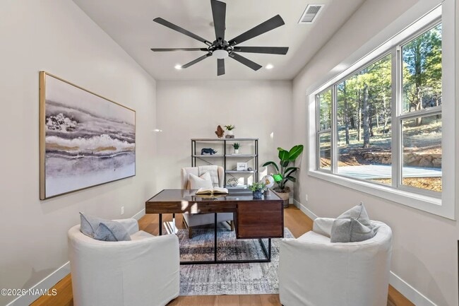 Photo - 1183 N Worthington Pl