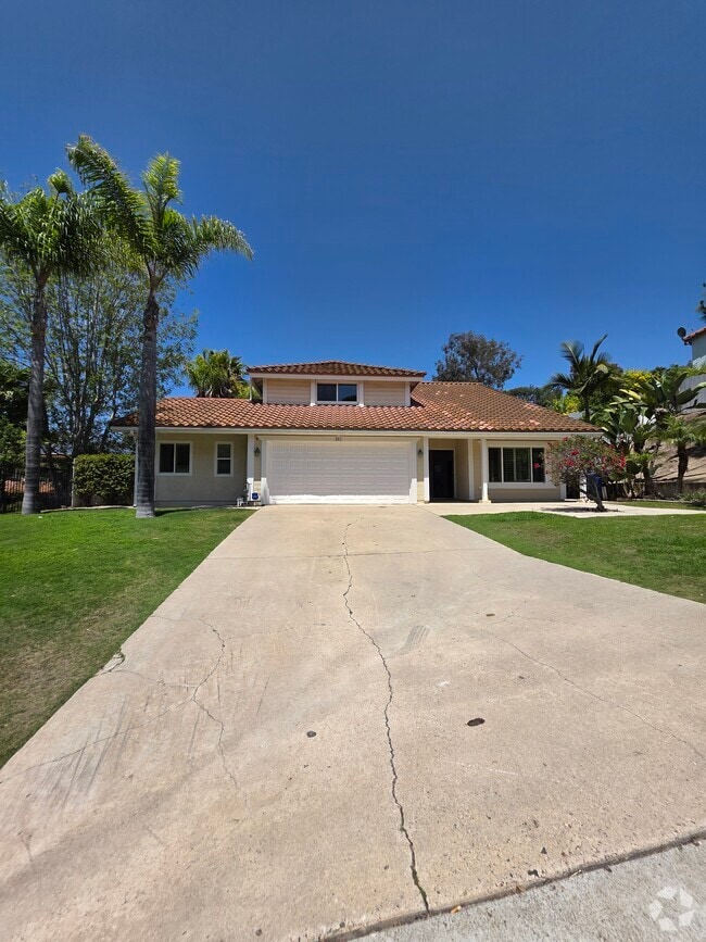 Building Photo - 461 Ridgeview Ct Rental