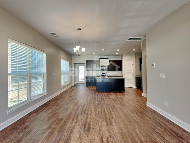 Photo - 5340 Tupelo St