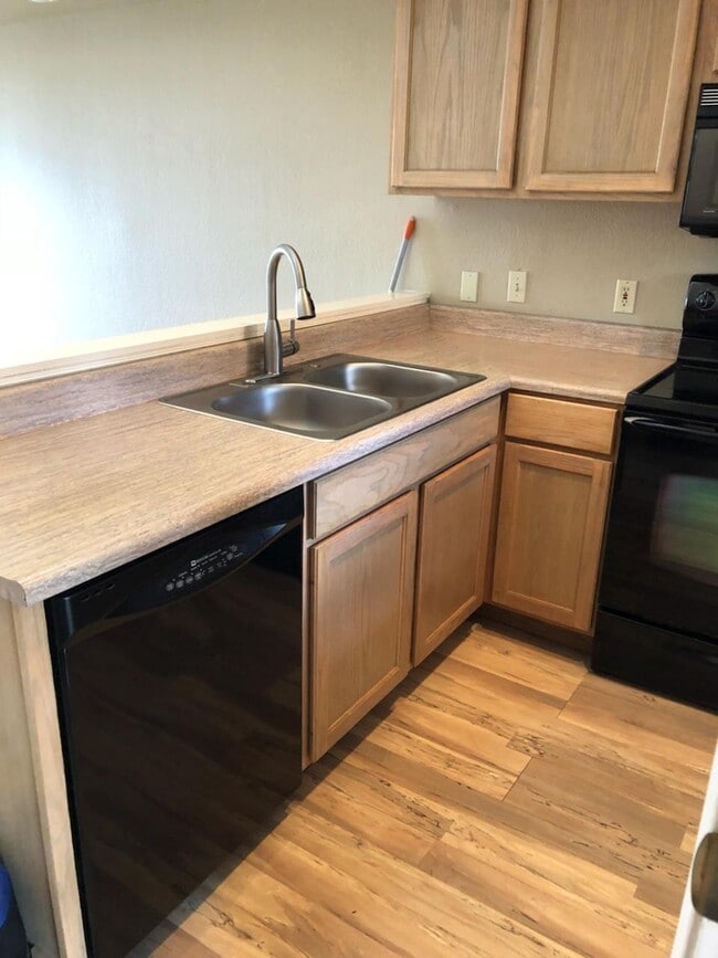 Photo - 93 E White Mountain Blvd Unit 320