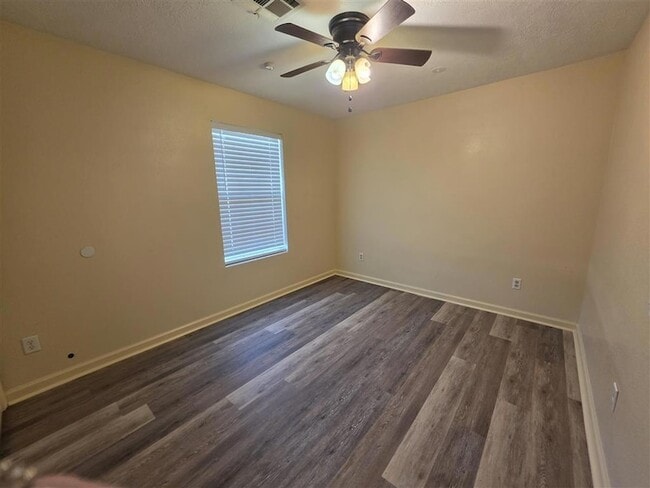 Photo - 3329 Western Meadows Dr