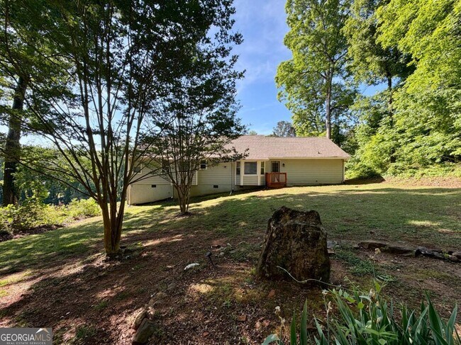 Photo - 285 Lakeshore Dr