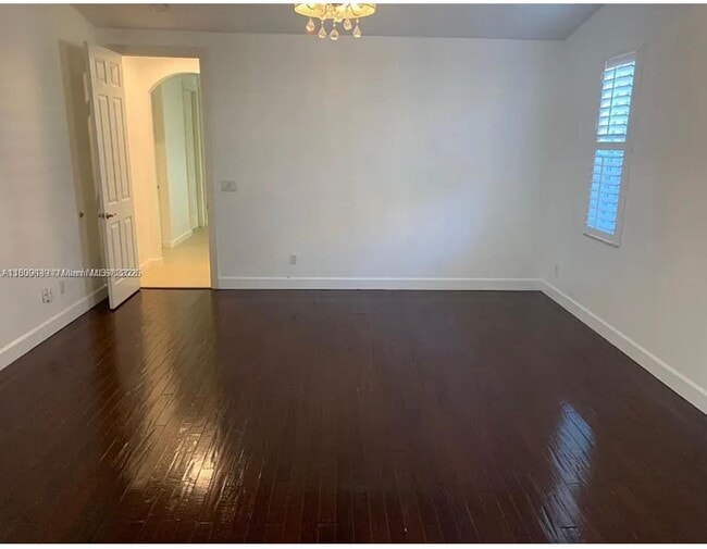 Photo - 28 NW 108th Way