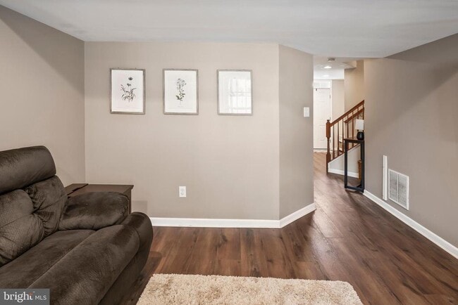 Photo - 139 South Ave