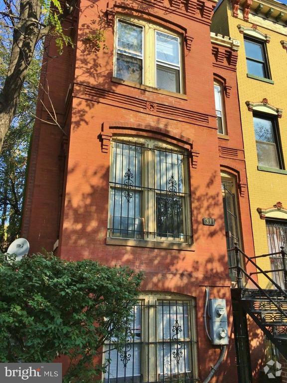 Building Photo - 311 M St NW Rental