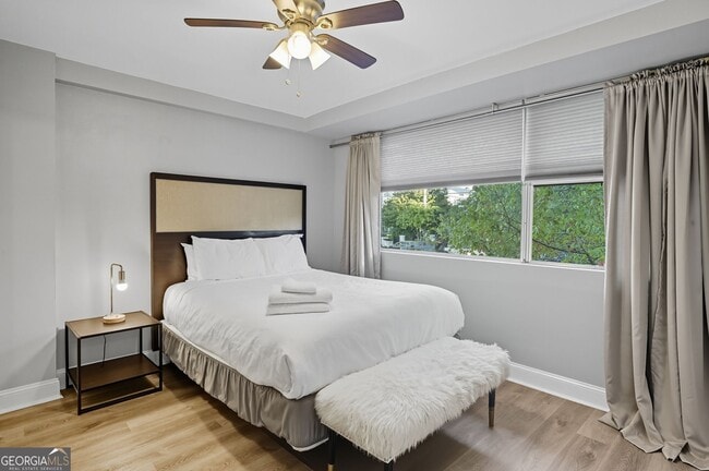 Photo - 3645 Peachtree Rd NE Unit 201