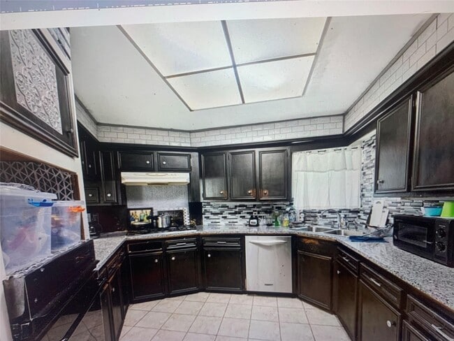 Photo - 13307 Robinglen Dr