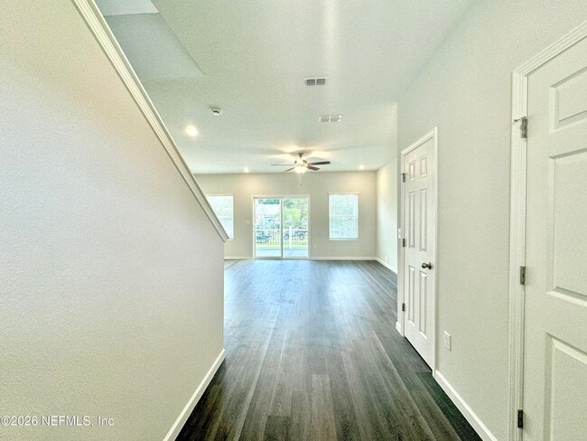 Photo - 4672 Ribault Park St