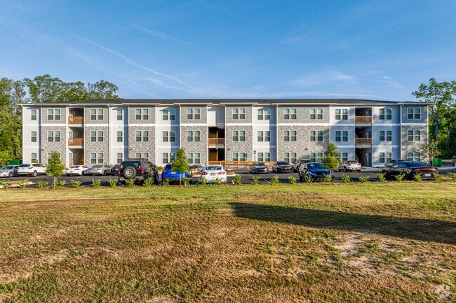 MGVG Living Thomasville - Alternate View