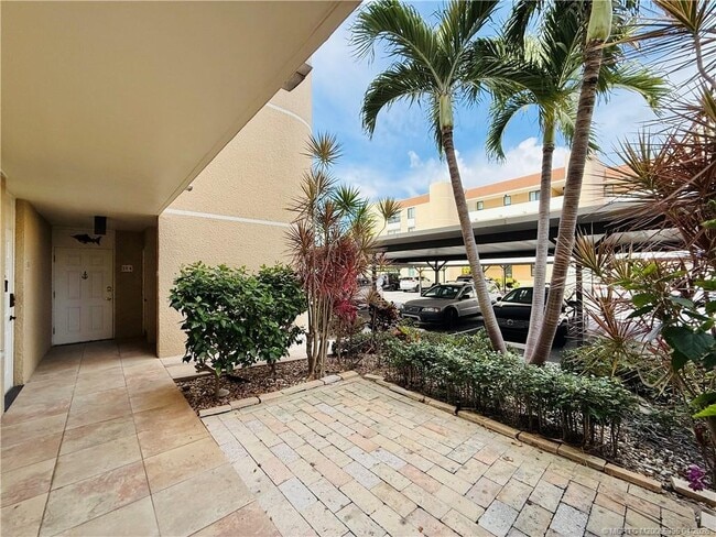 Photo - 3432 NE Causeway Blvd Unidad 104
