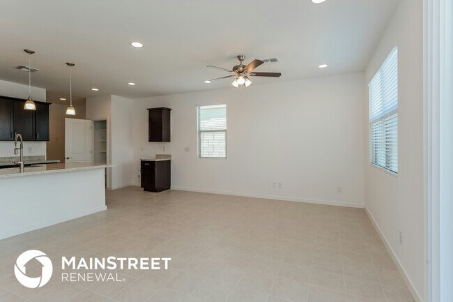 Photo - 4426 Greenleaf Dr