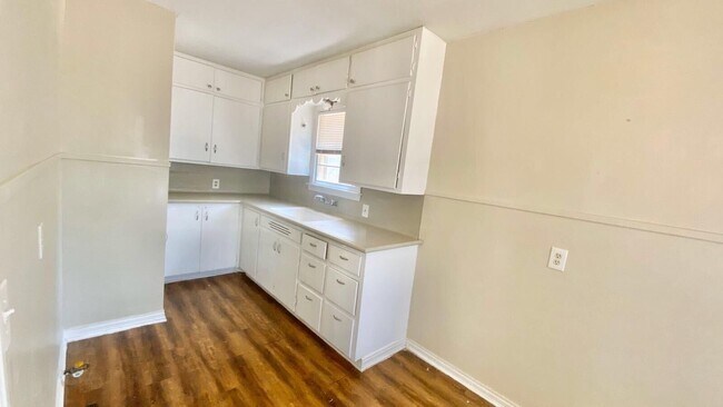 2203 25th St Unit 2203 25th Street-Back