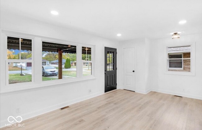 Photo - 4119 N Butler Ave