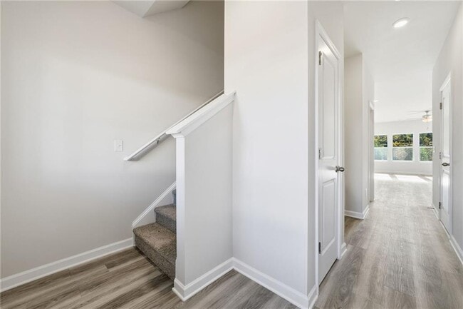 Photo - 3966 Oakwood Ter Ct