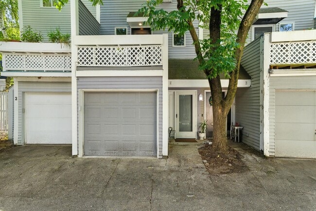 Photo - 10 Fort Washington Pl Unit A