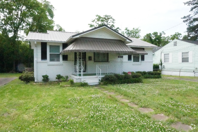 Building Photo - 1813 Alemeda Ave SW Rental