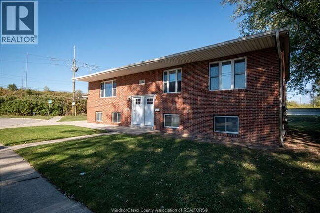 Photo - 3134 Riberdy Rd