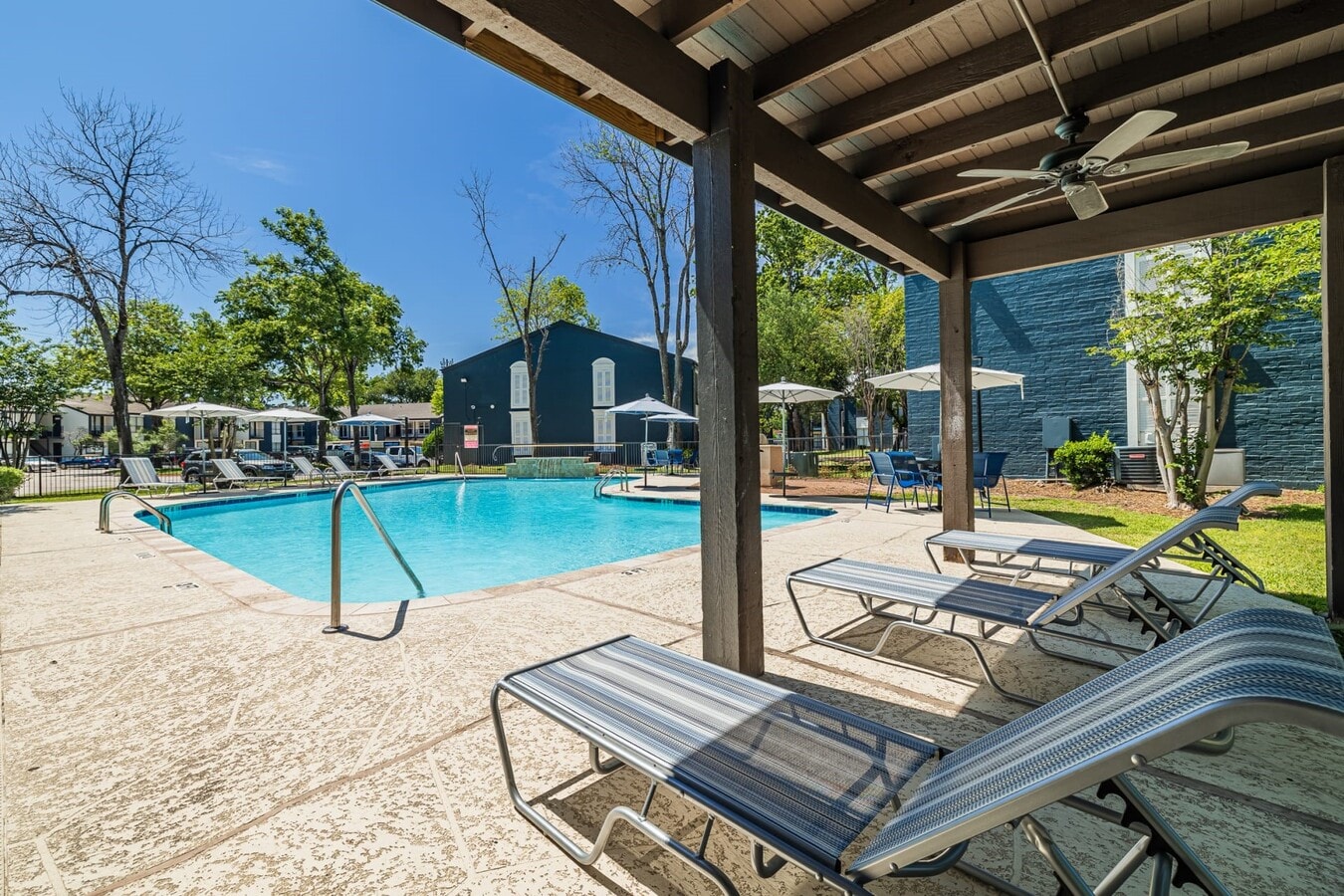 Photo - 200 Hollow Tree Ln Unit 1114-1