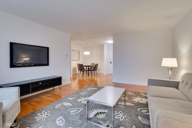 Photo - 1 Renaissance Pl Unit 511