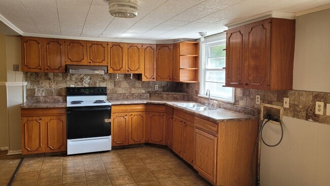 Photo - 1209 Look St