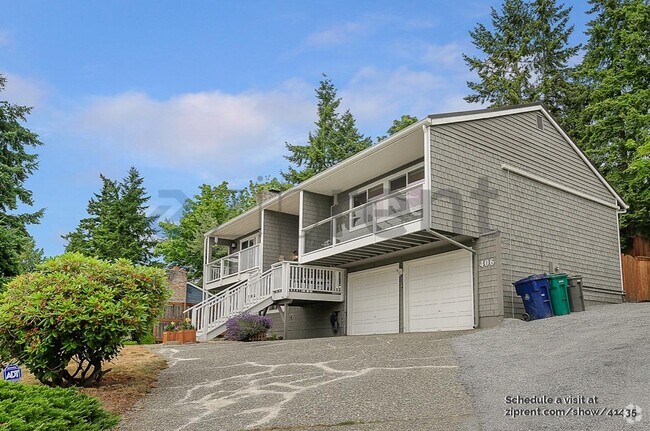 Building Photo - 406 9th St Rental