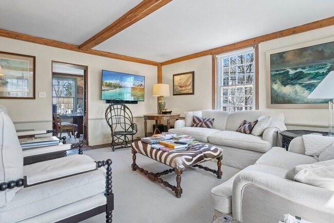 Photo - 86 Centre St