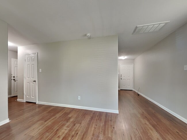 Photo - 22310 Queenbury Hills Dr