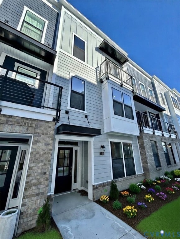 Building Photo - 5422 Gillies Creek Mews