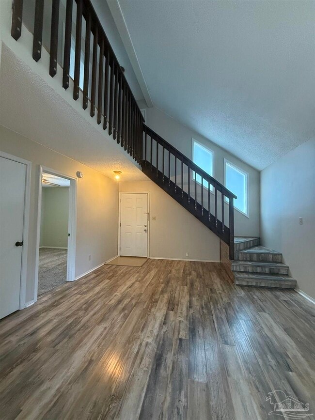 Photo - 3004 Cedarwood Village Ln