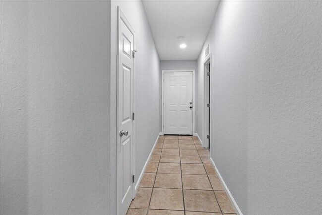 Photo - 7124 Sunflower St House