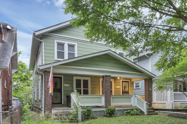 Photo - 1349 N 6th St