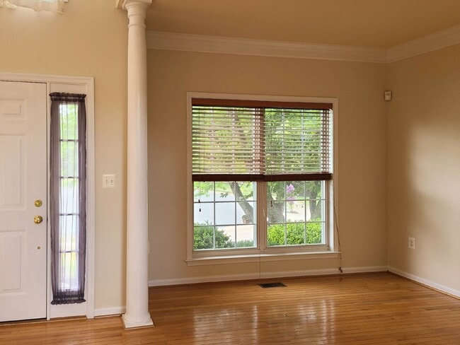 Photo - Hampton Oaks 4 BR Colonial with 1st Floor ...