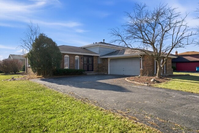 Building Photo - 1200 Jacqueline Dr