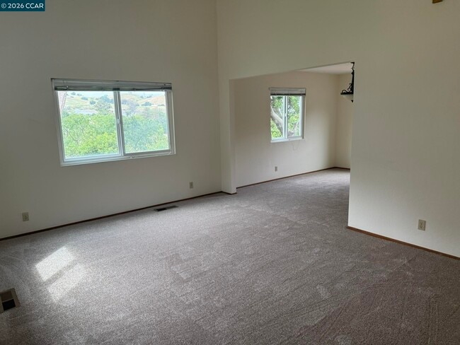 Photo - 585 Mt Dell Dr