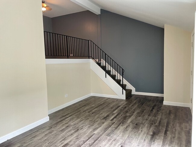 Crystal Lake Apartments