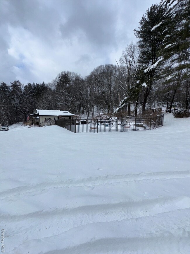 Photo - 19 Schultz Ln