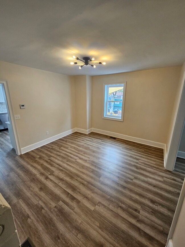 Photo - 326 Taylor St