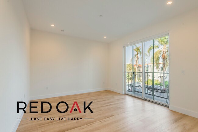 Photo - 1237 S Holt Ave Unidad 206