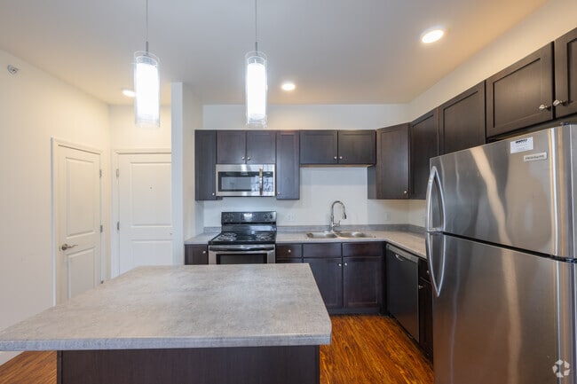 1BR, 1BA - 850SF - Kitchen - Mansfield Apartments