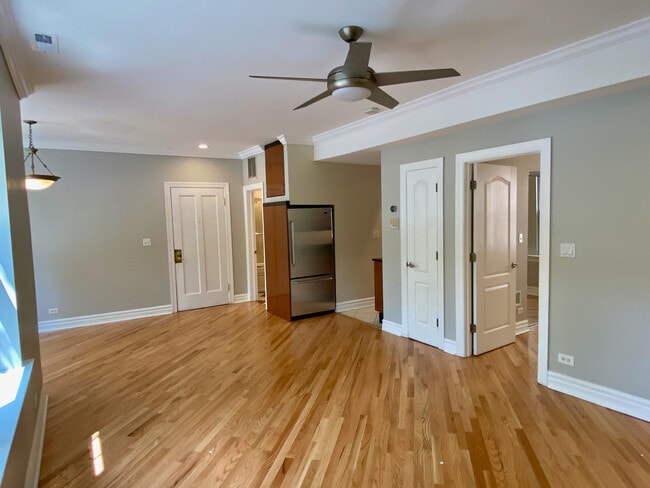 Photo - 2133 N Kedzie Blvd Unit 1