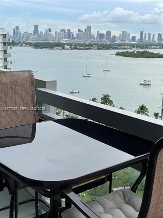 Building Photo - 1500 Bay Rd Unit 1500 Bay Rd # 1566S